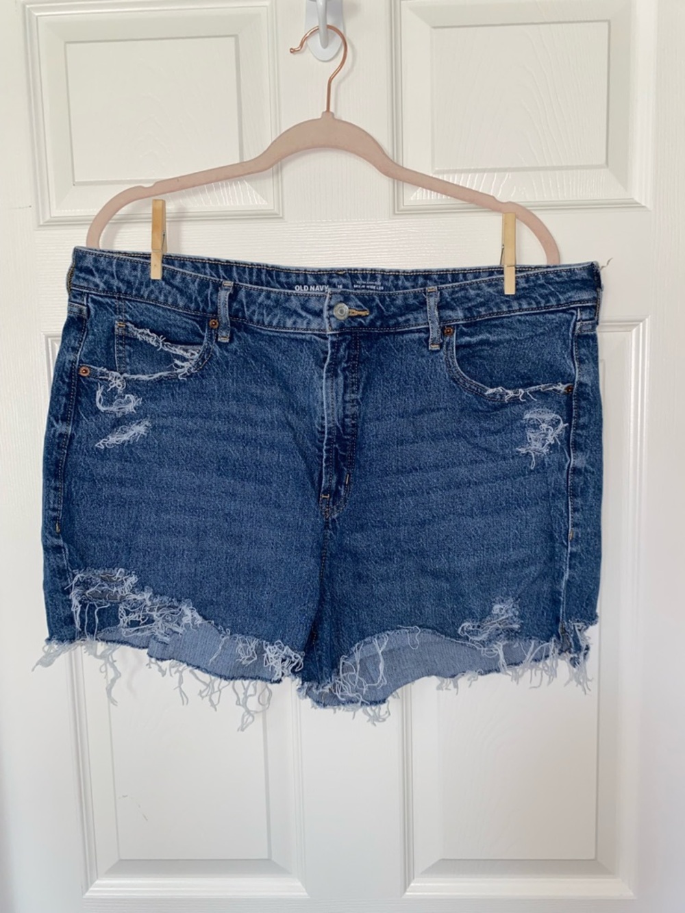 Old Navy Frayed Distressed Denim Shorts - Blue